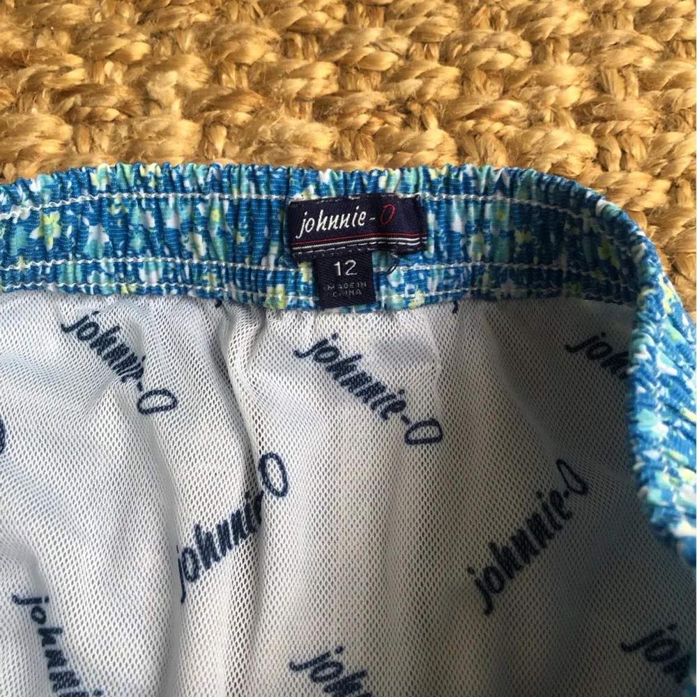 New: Johnnie O Tyndal Swim Trunks. Size 12